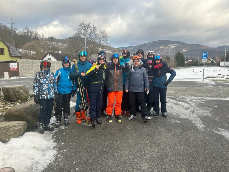 Cannibals vyměnili baseballové rukavice a pálky za lyže, lyžařské hole a snowboardy