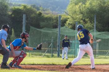 MG 9784-001